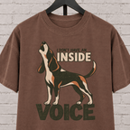 Hound dog graphic T-shirt featuring a howling tricolor hound and the phrase “I Don’t Have an Inside Voice,” a dog lover shirt with loud dog humor.