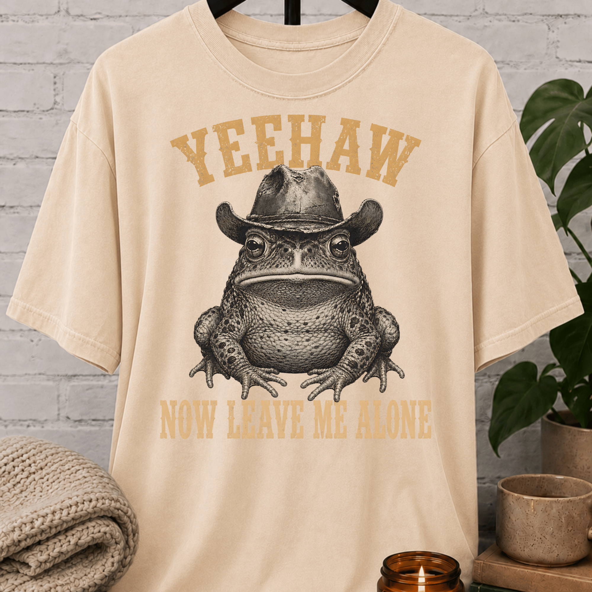 Frog in Cowboy Hat T-Shirt